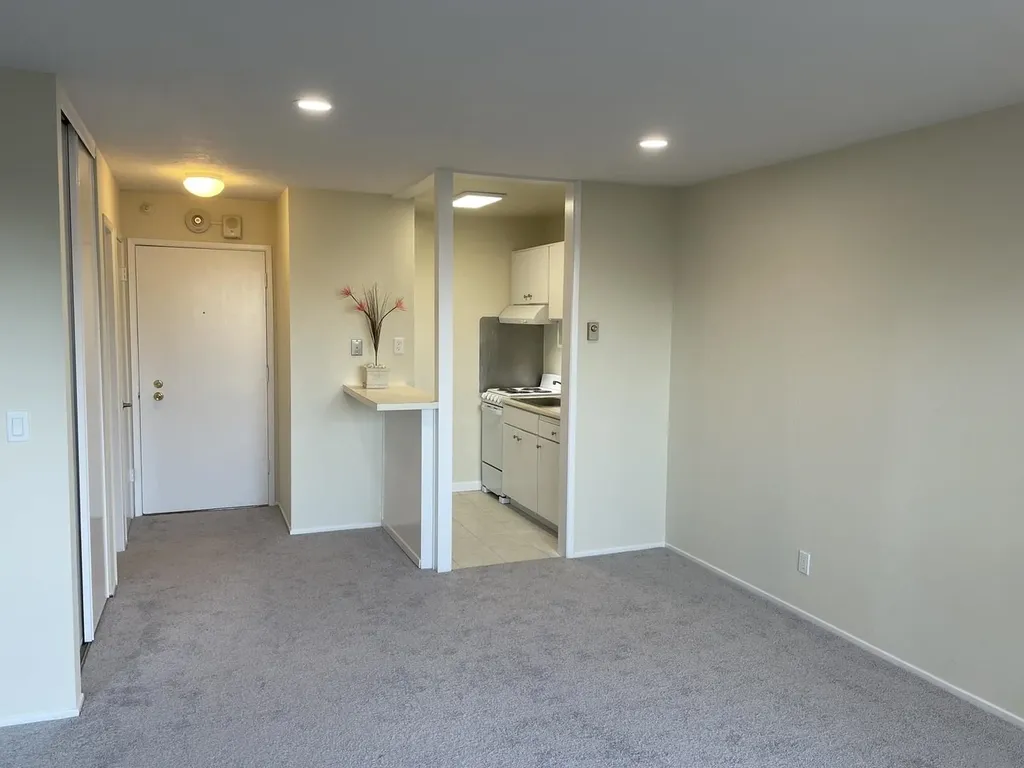 6 Captain Drive Emeryville CA 94608