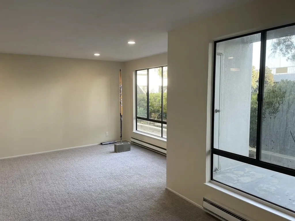 6 Captain Drive Emeryville CA 94608