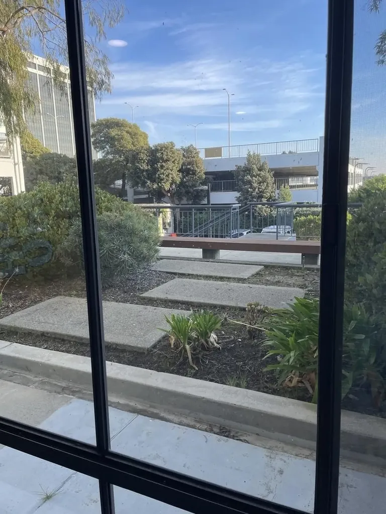 6 Captain Drive Emeryville CA 94608
