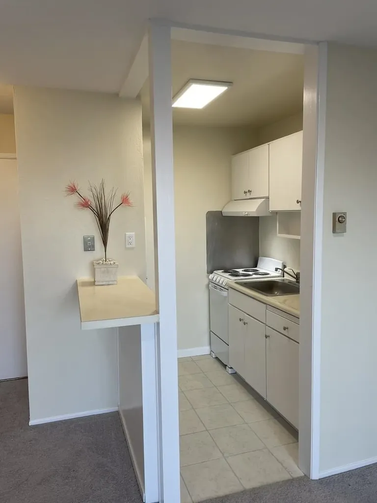 6 Captain Drive Emeryville CA 94608