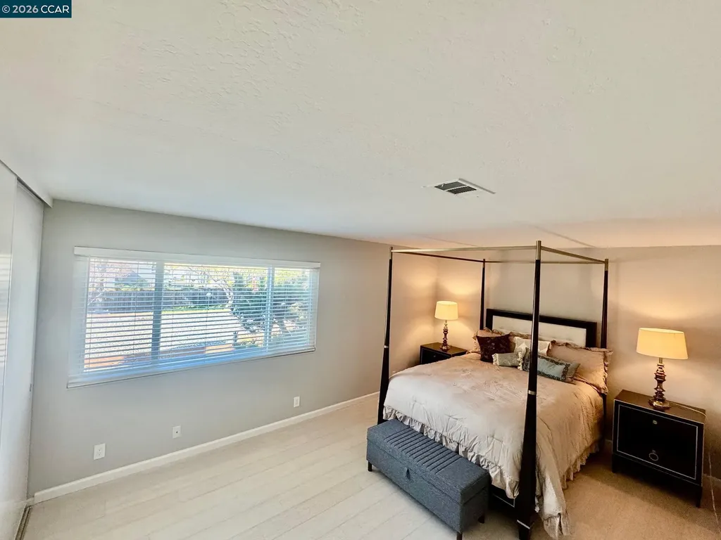 1037 Via Bonita Alameda CA 94502