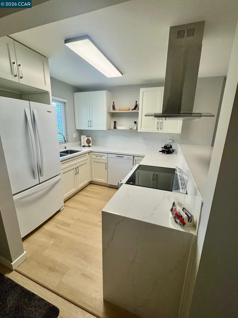 1037 Via Bonita Alameda CA 94502