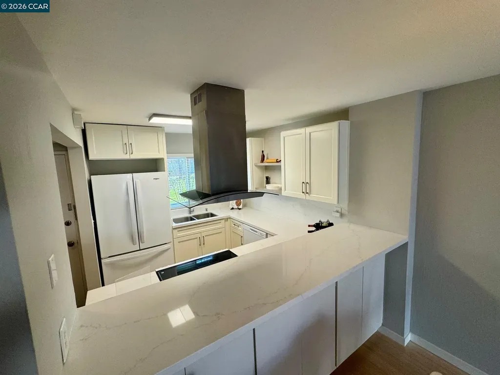 1037 Via Bonita Alameda CA 94502