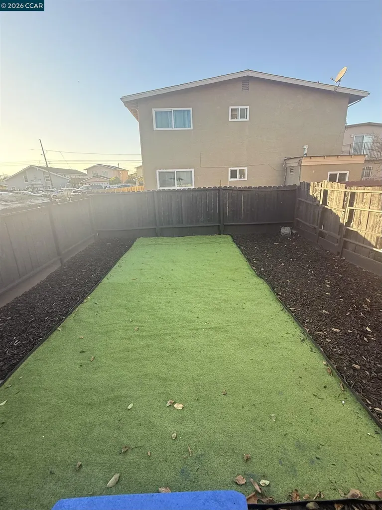 2729 18th Street San Pablo CA 94806