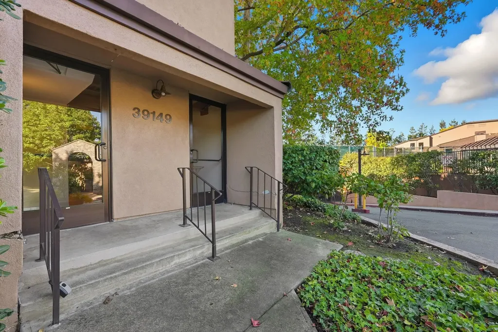 39149 Guardino Drive Fremont CA 94538