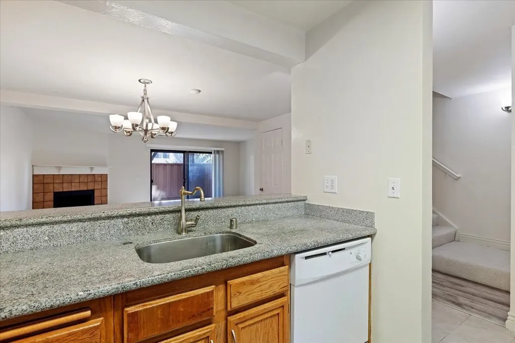 6001 Joaquin Murieta Avenue Newark CA 94560