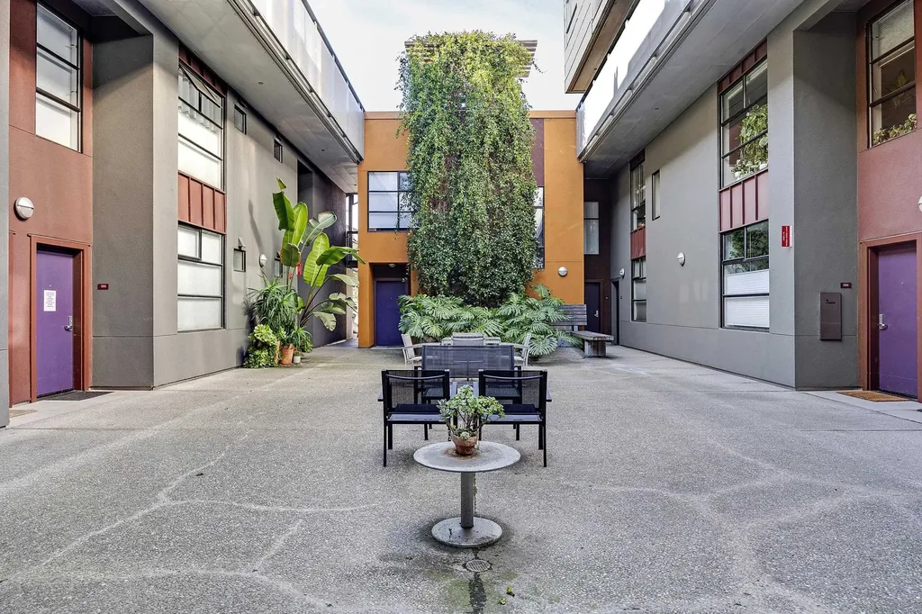 6501 San Pablo Avenue Oakland CA 94608