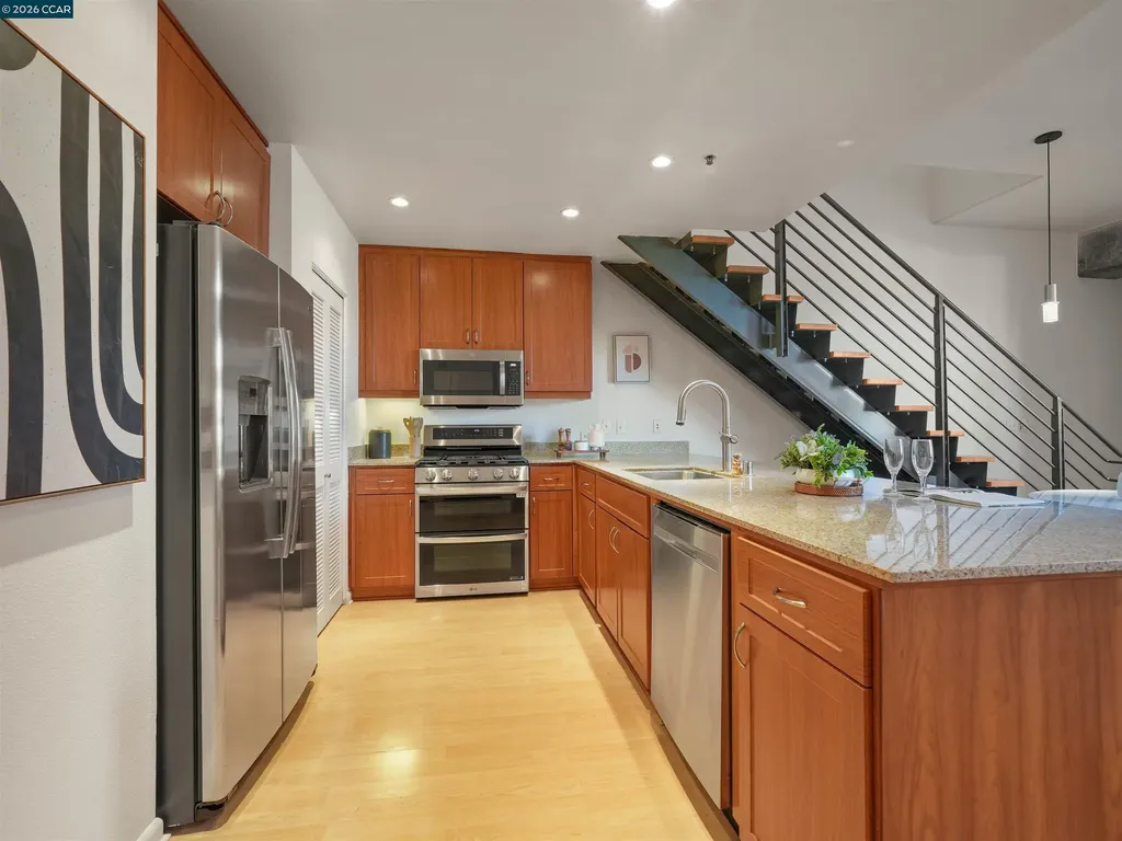 5855 Horton Street Emeryville CA 94608