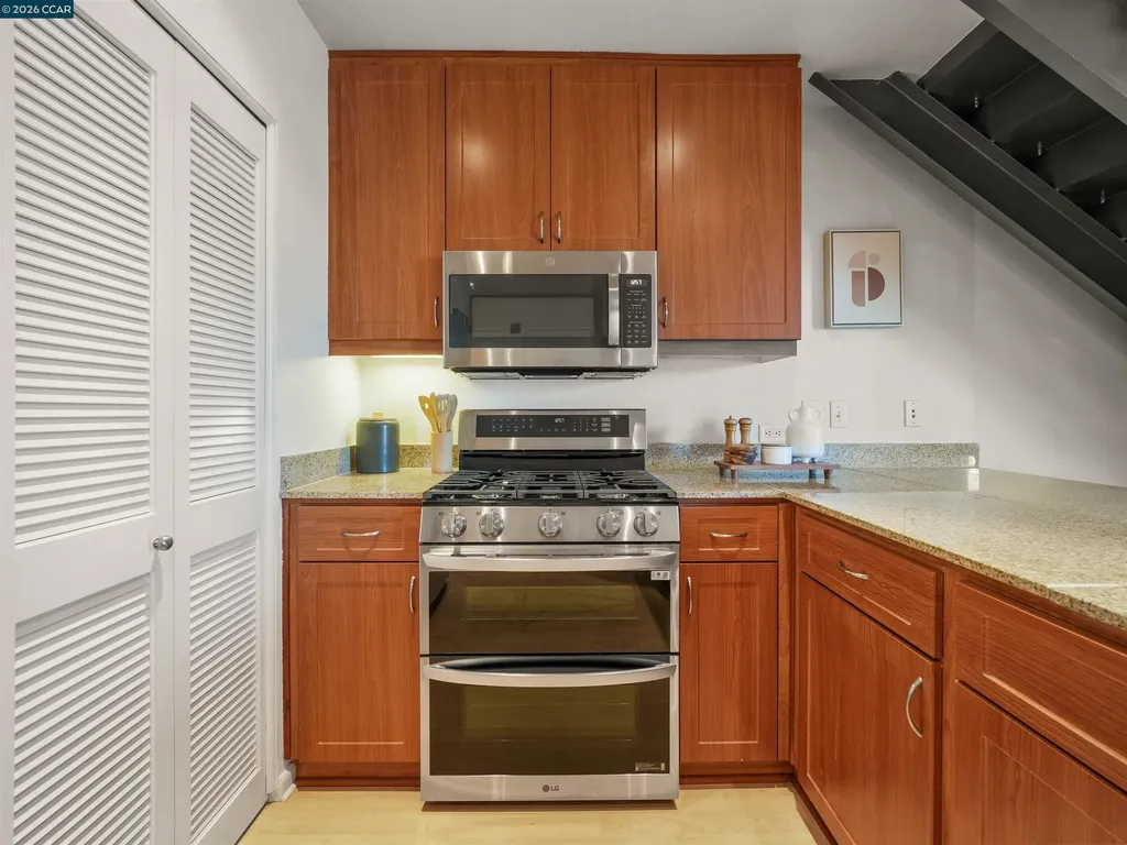5855 Horton Street Emeryville CA 94608