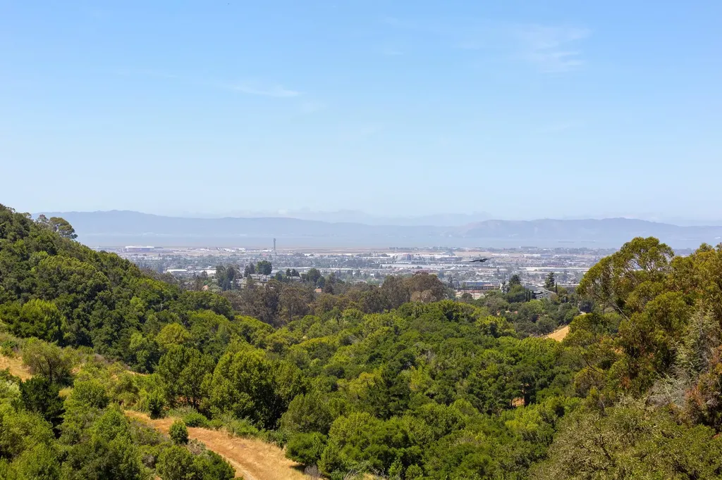 10353 Royal Oak Road Oakland CA 94605