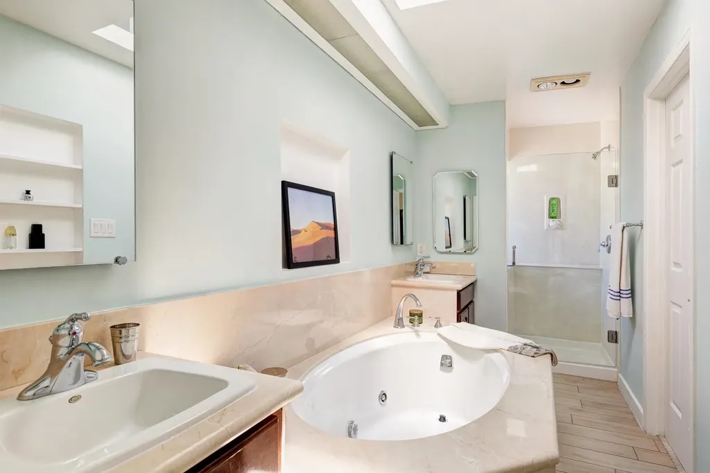 10353 Royal Oak Road Oakland CA 94605