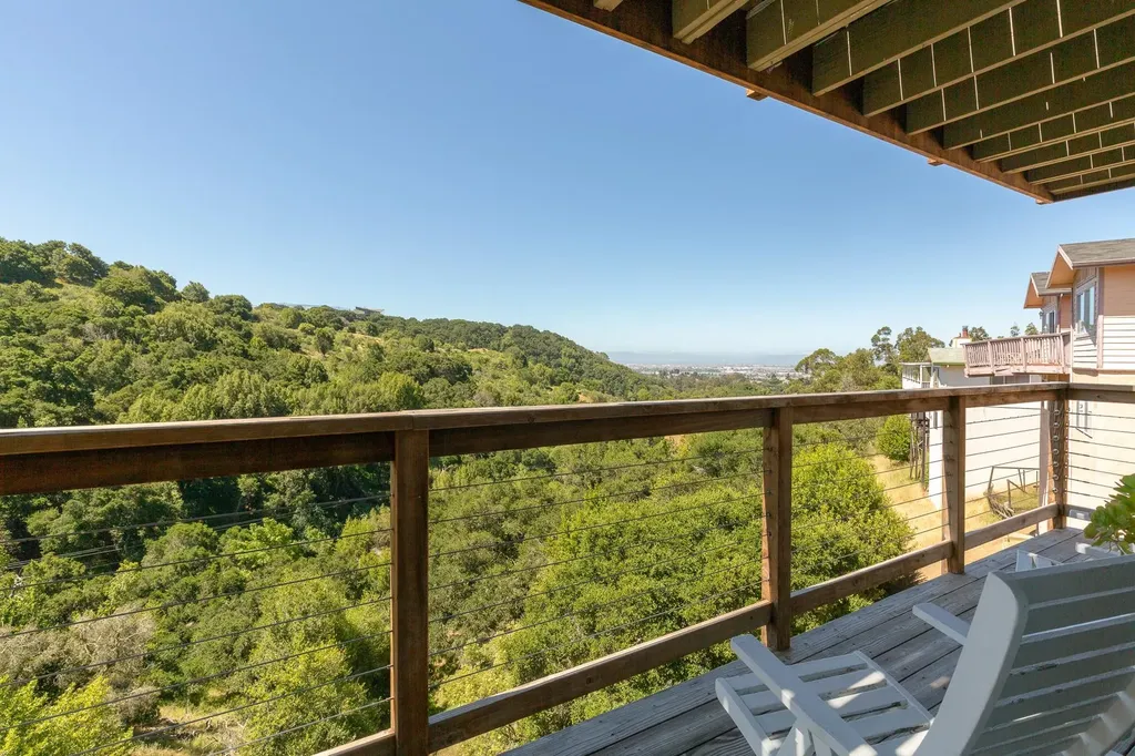 10353 Royal Oak Road Oakland CA 94605