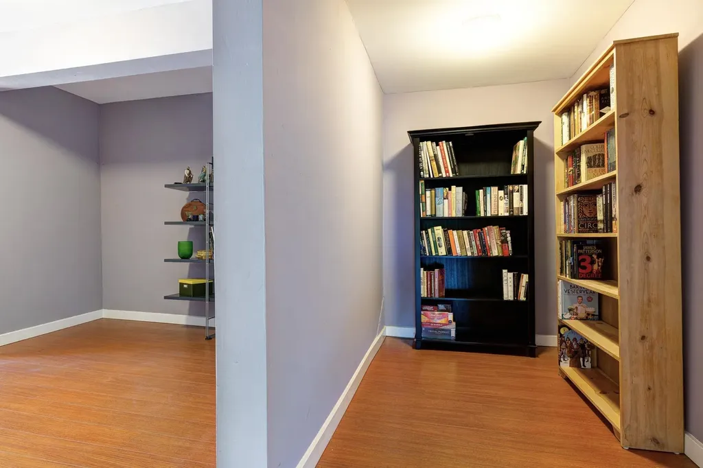 10353 Royal Oak Road Oakland CA 94605