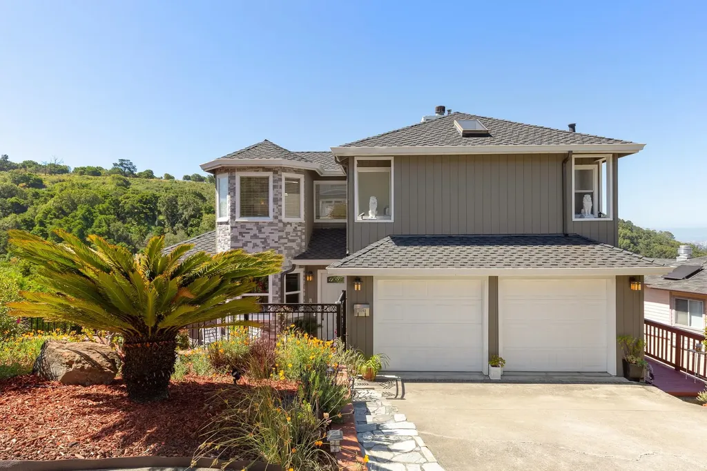 10353 Royal Oak Road Oakland CA 94605