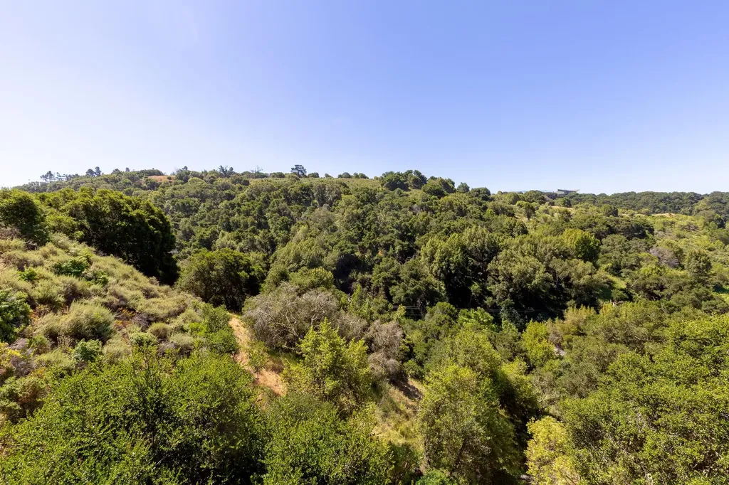 10353 Royal Oak Road Oakland CA 94605