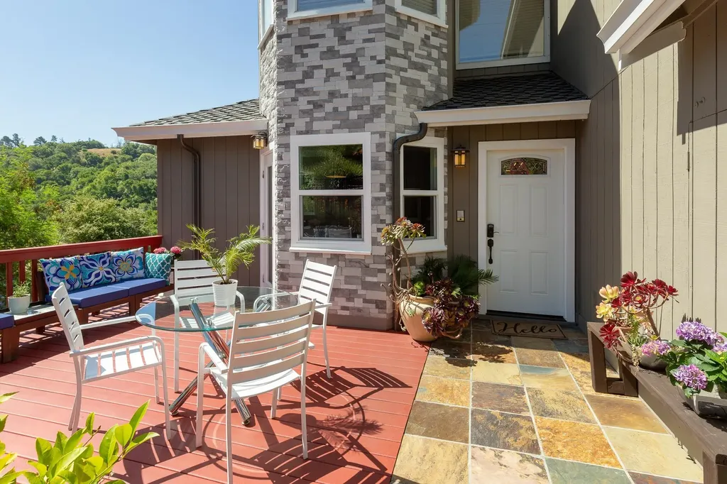 10353 Royal Oak Road Oakland CA 94605