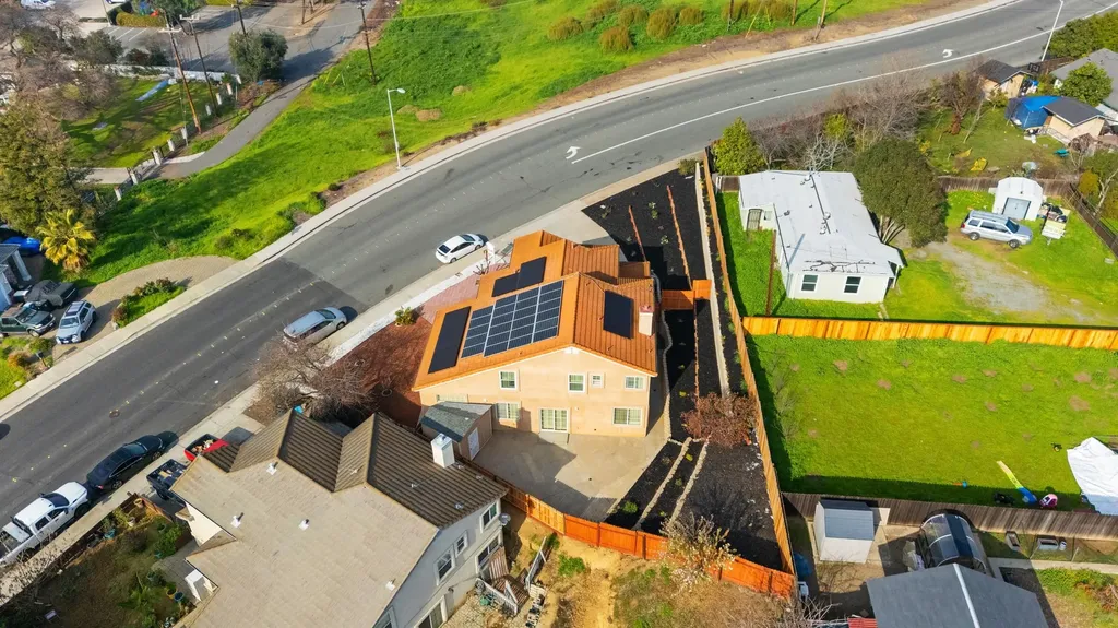 2709 G Street Antioch CA 94509