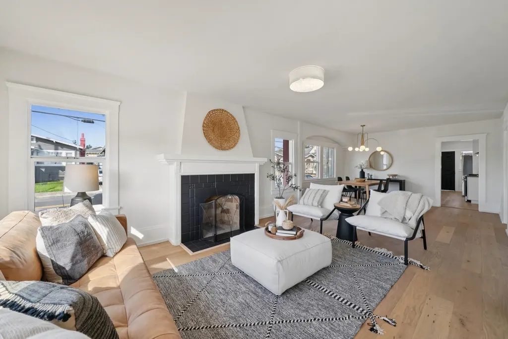 5500 Laverne Avenue Oakland CA 94605