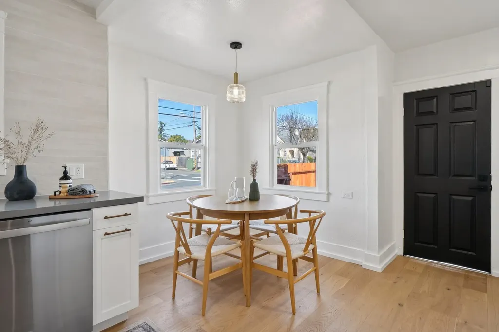 5500 Laverne Avenue Oakland CA 94605