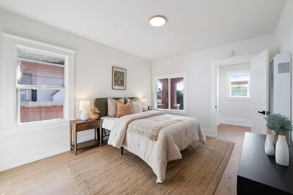 5500 Laverne Avenue Oakland CA 94605