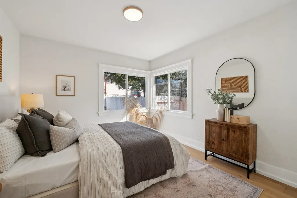 5500 Laverne Avenue Oakland CA 94605