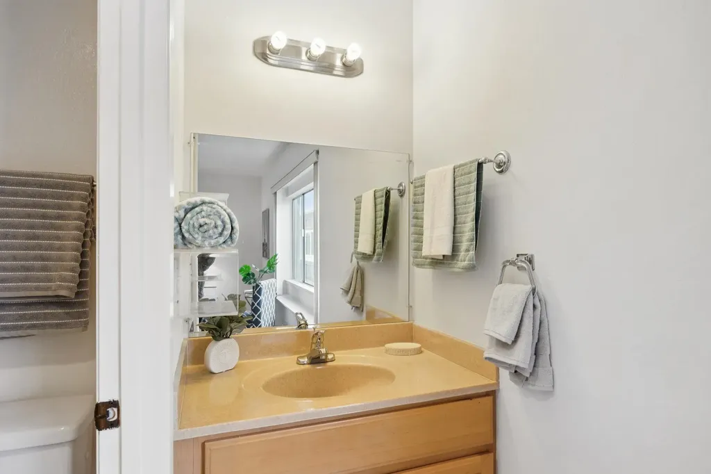 14179 Doolittle Drive San Leandro CA 94577