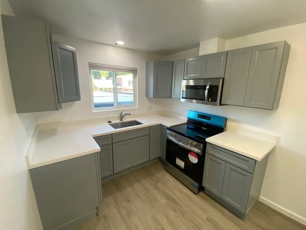 3859 High Street Oakland CA 94619