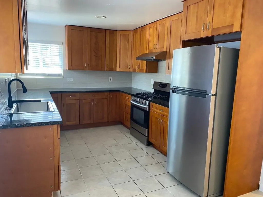 3859 High Street Oakland CA 94619