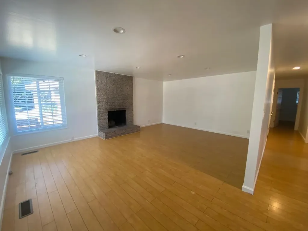 3859 High Street Oakland CA 94619