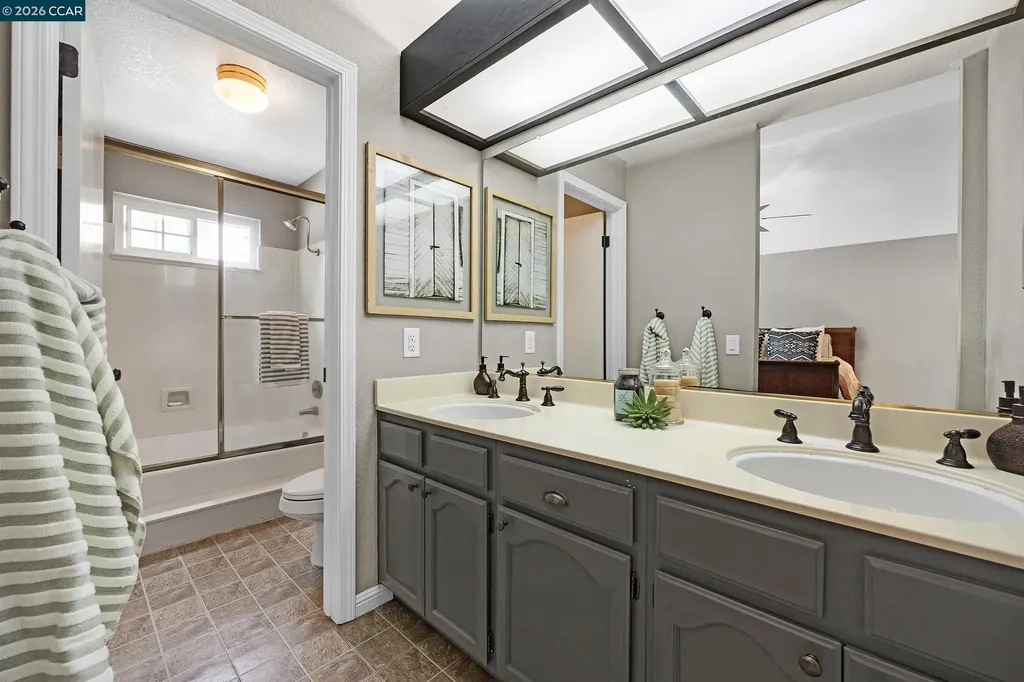 60 Rainbow Circle Danville CA 94506