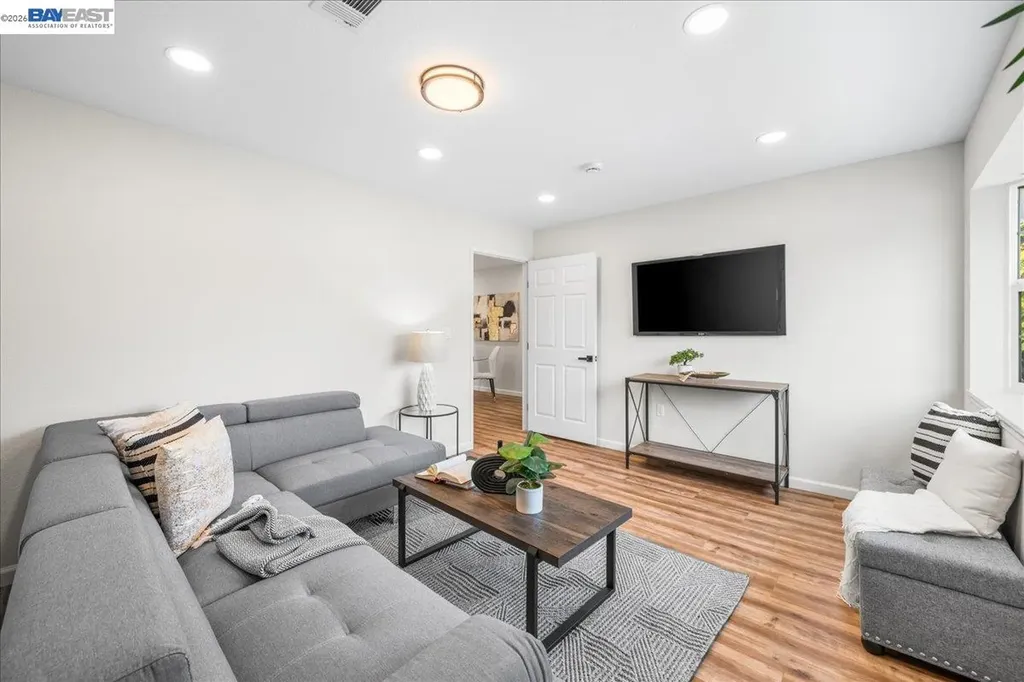 42077 Miranda Street Fremont CA 94539