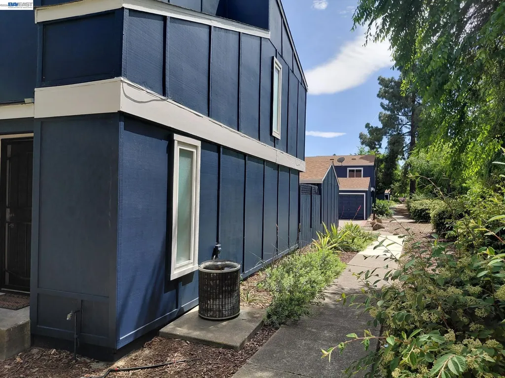 9 El Capitan Lane Antioch CA 94509