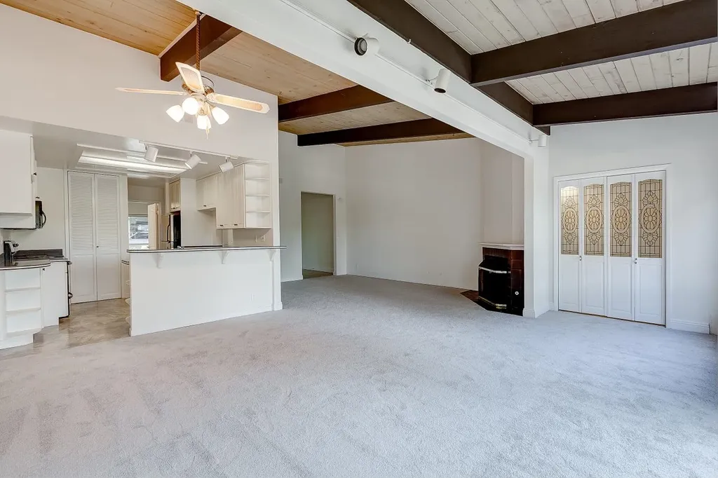 19100 Crest Castro Valley CA 94546