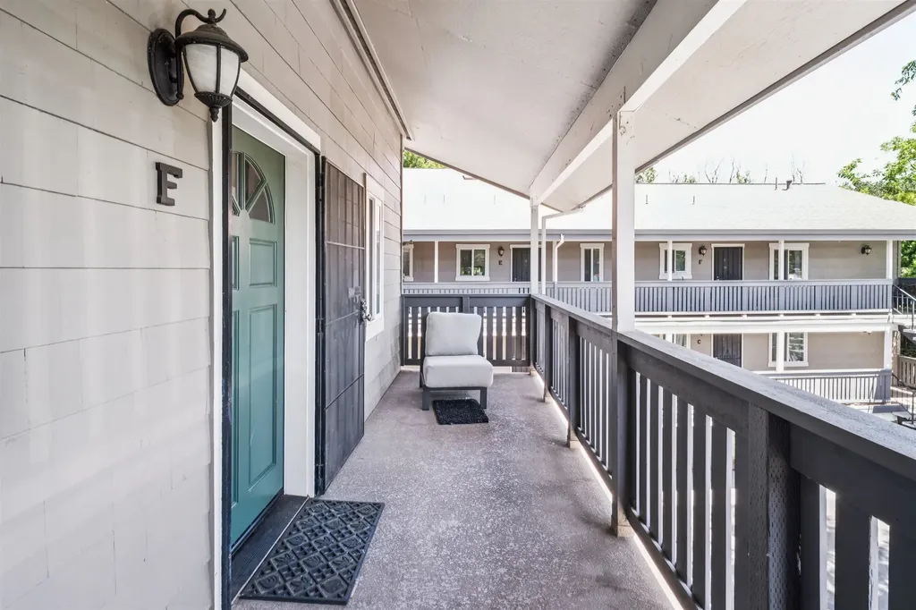 3839 Vineyard Avenue Pleasanton CA 94566