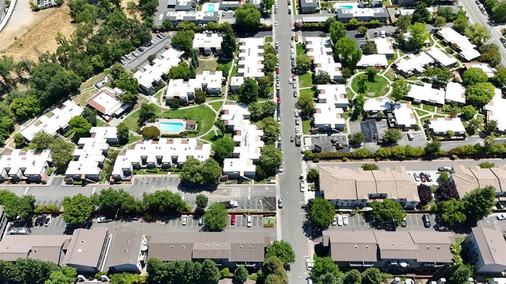 3839 Vineyard Avenue Pleasanton CA 94566