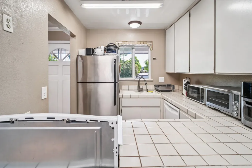 3839 Vineyard Avenue Pleasanton CA 94566