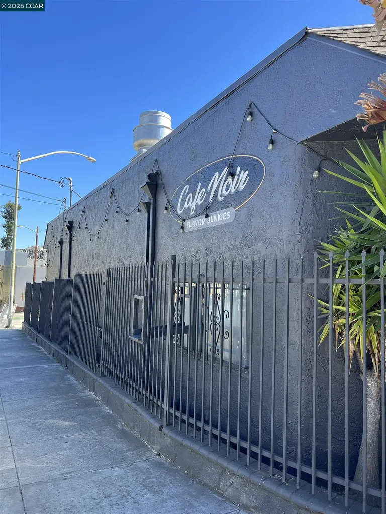 2818 Macarthur Boulevard Oakland CA 94602