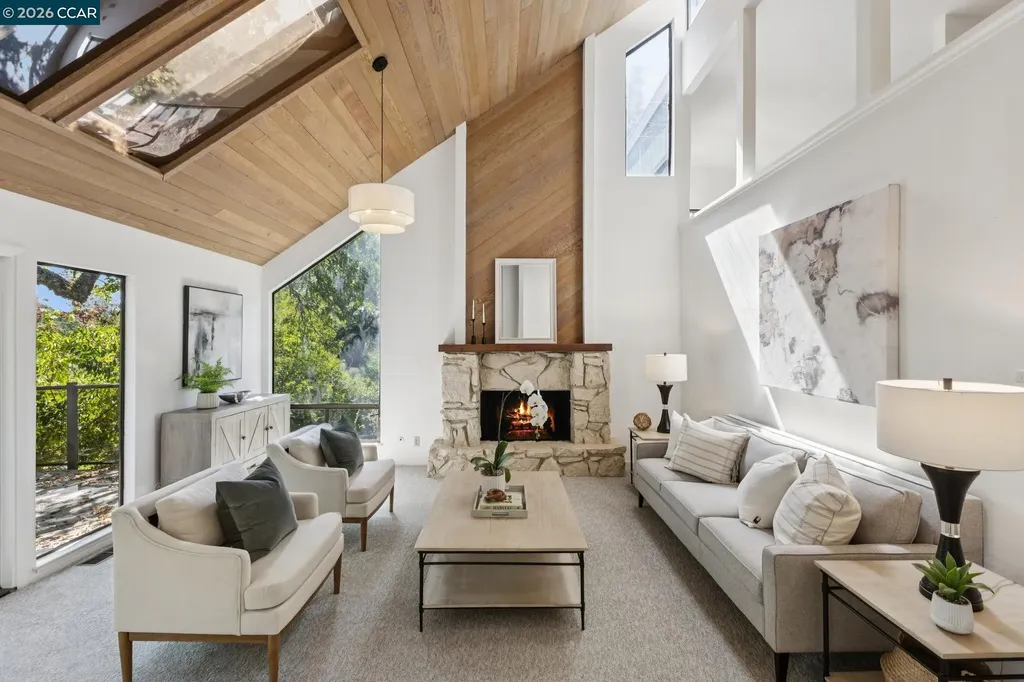 39 Saint Stephens Drive Orinda CA 94563