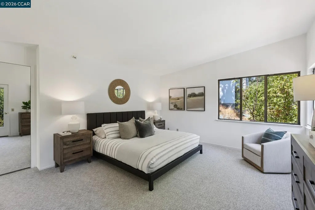 39 Saint Stephens Drive Orinda CA 94563