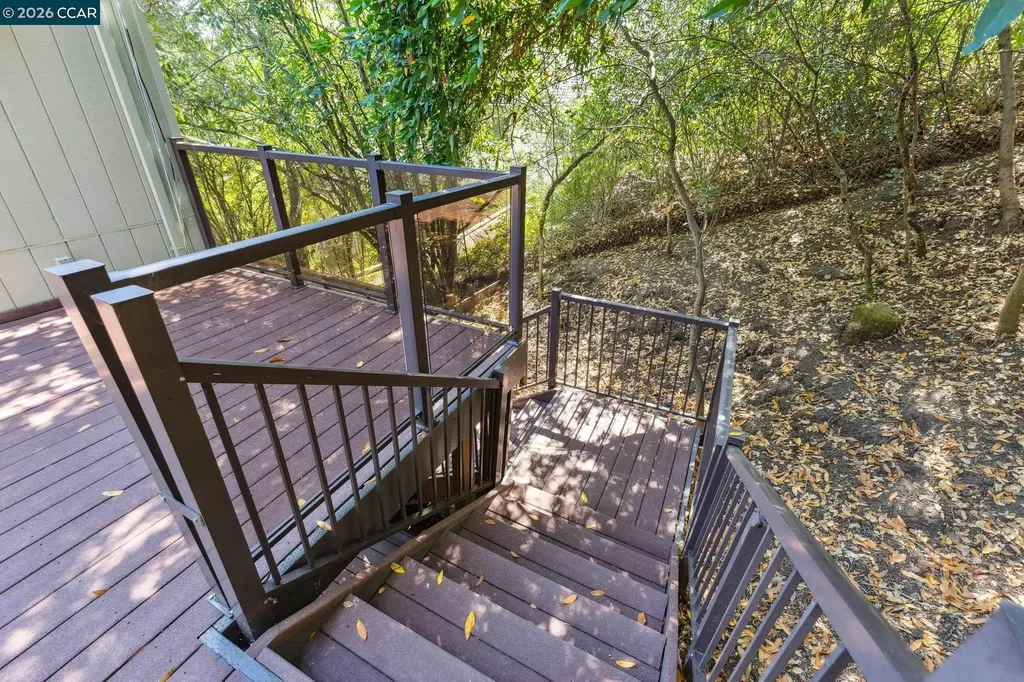 39 Saint Stephens Drive Orinda CA 94563