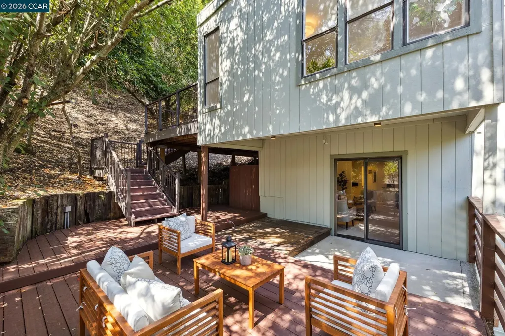 39 Saint Stephens Drive Orinda CA 94563