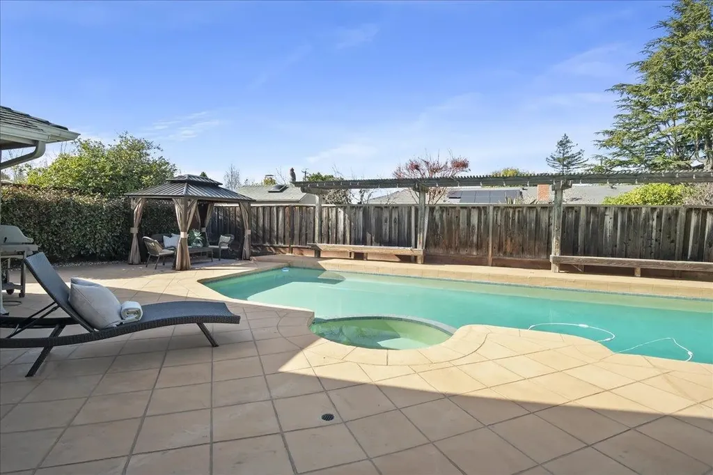 4141 Mattos Drive Fremont CA 94536