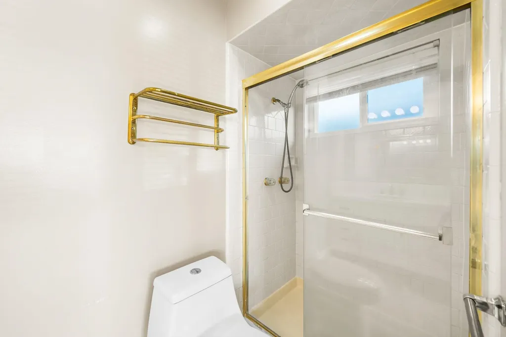 3910 East Avenue Livermore CA 94550