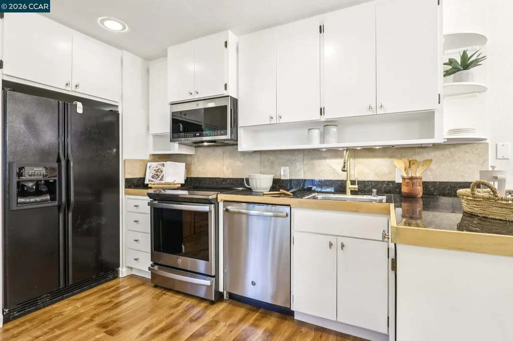 911 Dewing Avenue Lafayette CA 94549