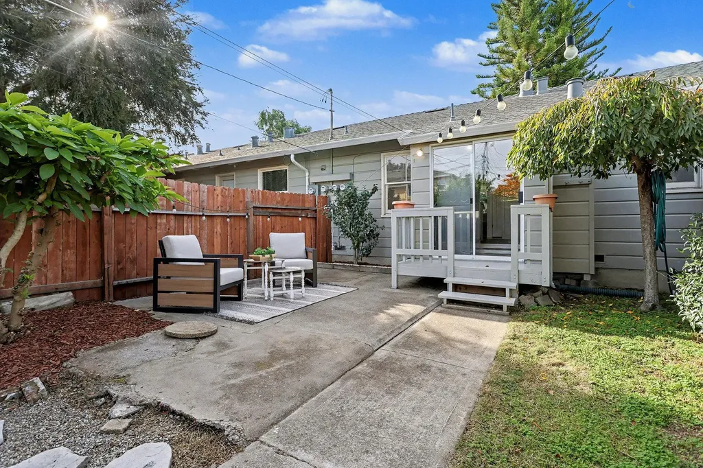 1808 Main Street Alameda CA 94501