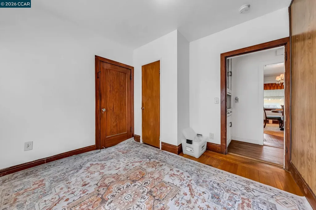 2628 Logan Street Oakland CA 94601