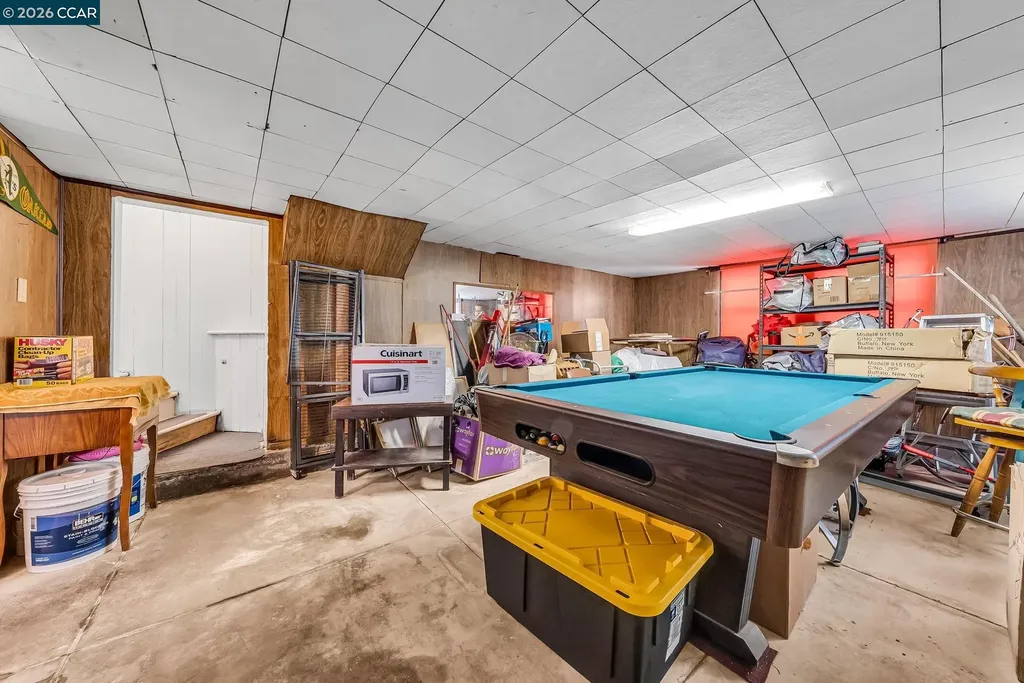 2628 Logan Street Oakland CA 94601