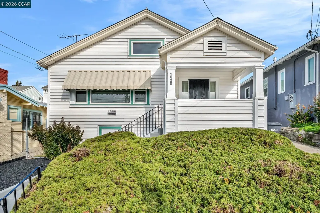 2628 Logan Street Oakland CA 94601