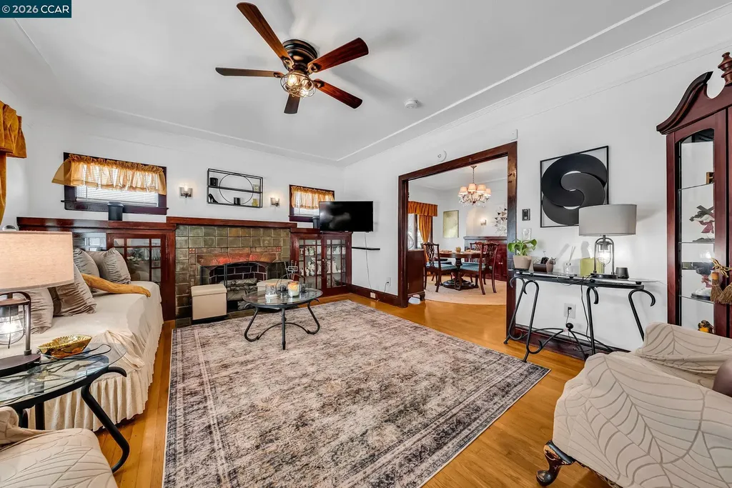 2628 Logan Street Oakland CA 94601