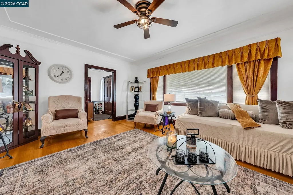 2628 Logan Street Oakland CA 94601